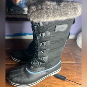 Size 8 winter boots